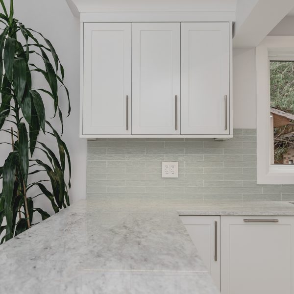bespoke remodel custom ottawa home builders renovation quality renovate kanata orleans barhaven carp west east end downtown glebe westboro bank nepean kitchen large tile attention to detail details honest workmanship inclusive quality